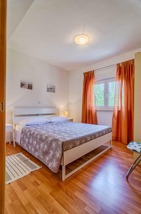 Apartmani Prodan 2 ฟาชานา ภายนอก รูปภาพ